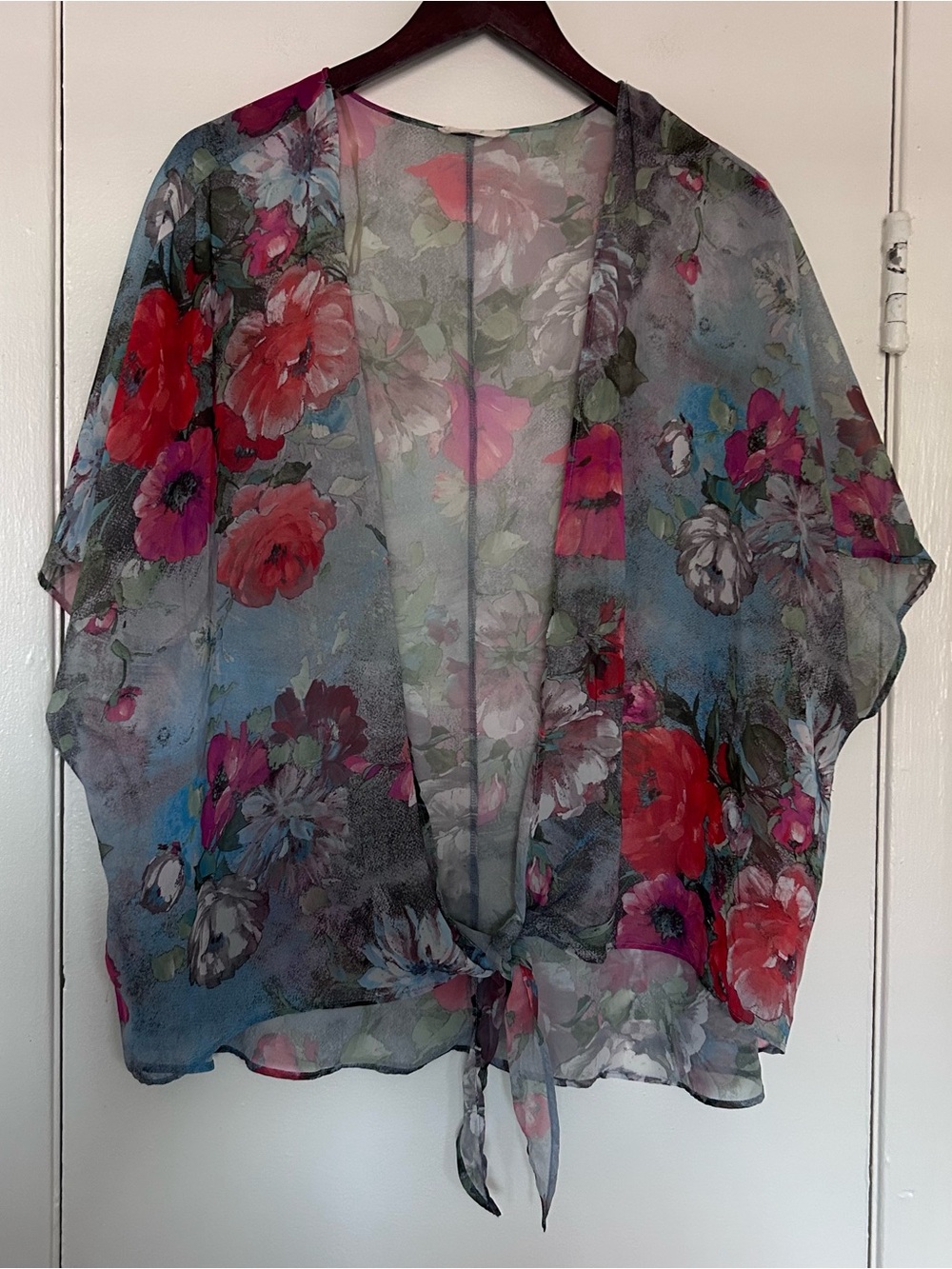 Easel Floral Kimono